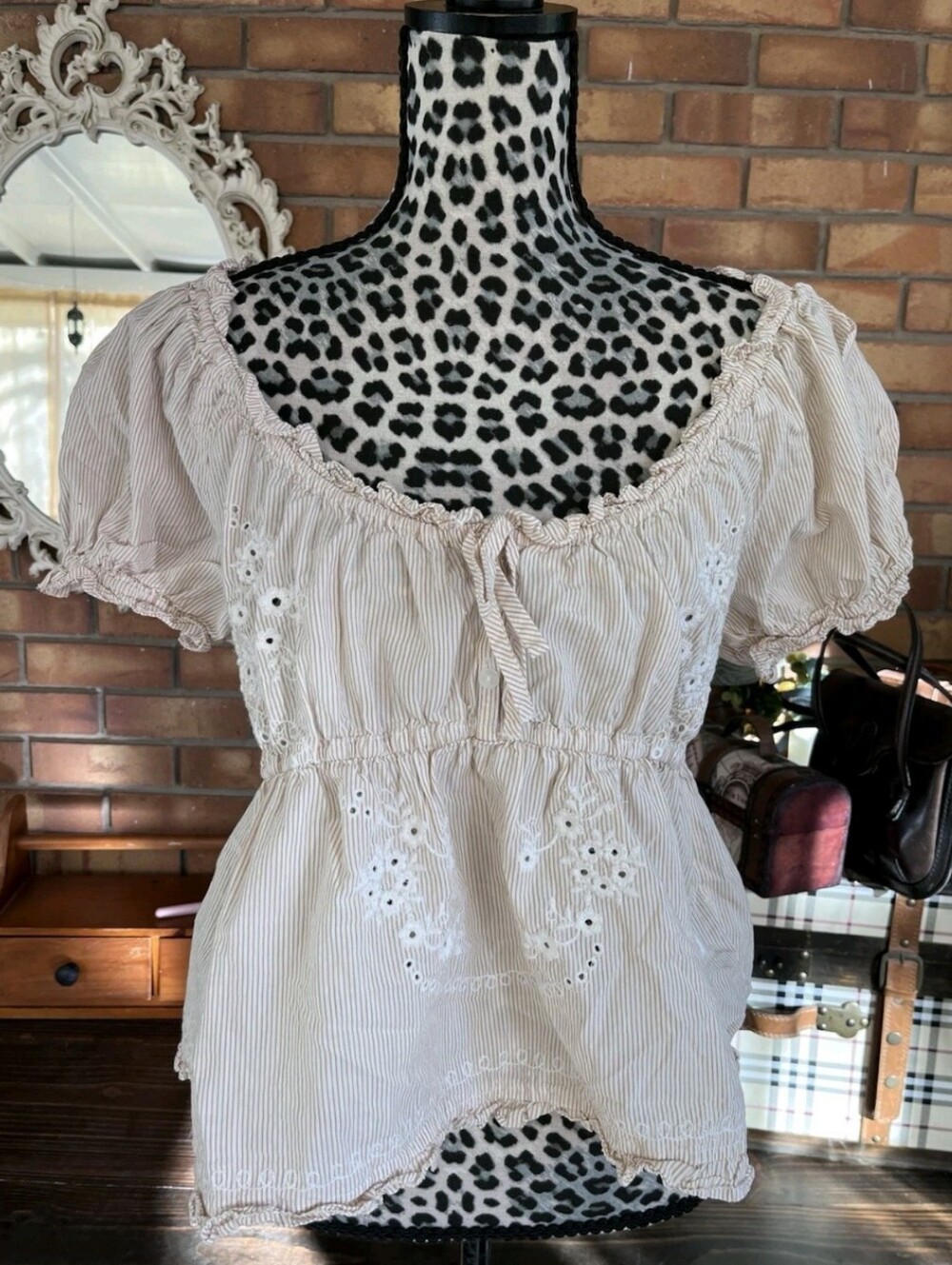 Anthropologie Puff Sleeve Embroidered Babydoll Top - Picture 2 of 5